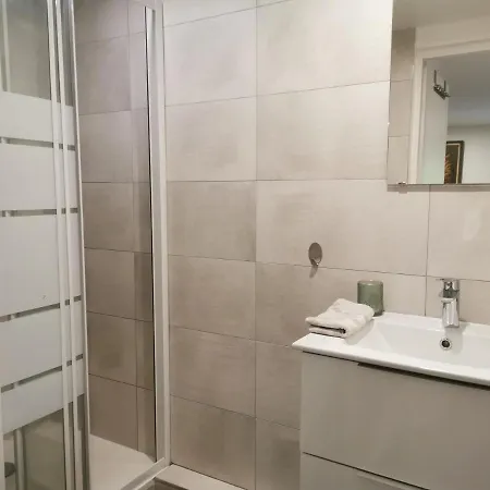 Cellar Centre De - 5 Min Conseil De L'europe Apartmán *